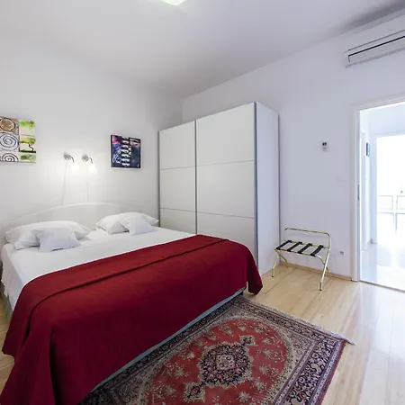 Katarina 2 Hotel